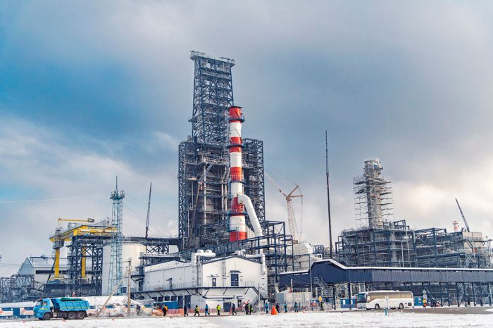 Омский НПЗ «Газпром нефти» приступил к испытаниям технологического оборудования на строящейся установке замедленного коксования